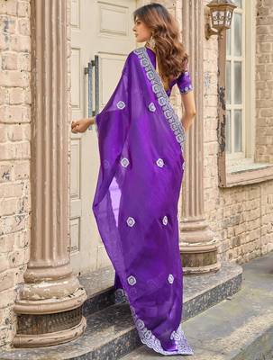 Women violet geomatric shimmer chiffon saree 4