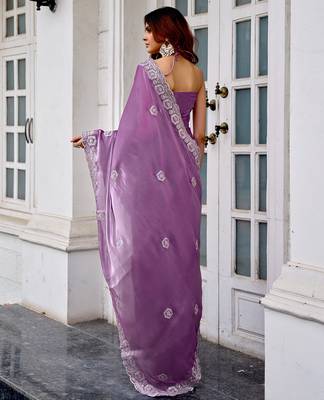 Women lavender geomatric shimmer chiffon saree 4