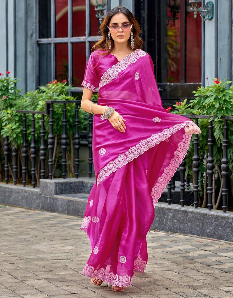 Women pink geomatric shimmer chiffon saree