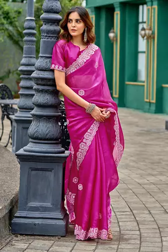 Women pink geomatric shimmer chiffon saree