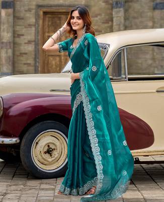 Women teal geomatric shimmer chiffon saree 2