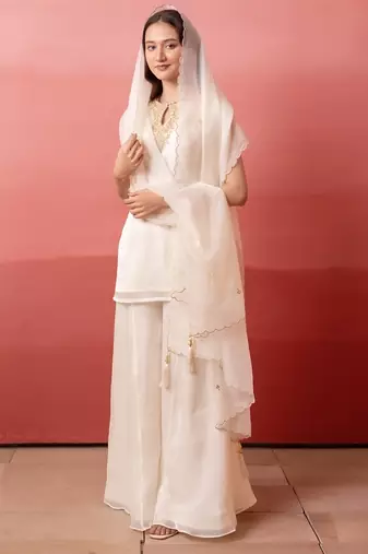 White handwork kurta palazzo set with organza dupatta