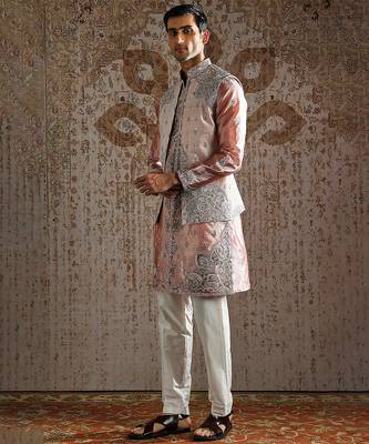 Pink embroidered raw silk kurta bundi set 2