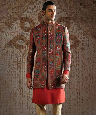 Red embroidered pashmina indo western set 3