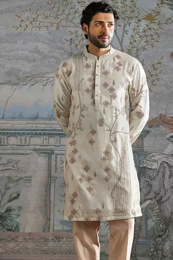 Ivory embroidered chanderi silk kurta set