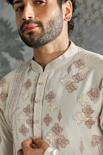 Ivory embroidered chanderi silk kurta set