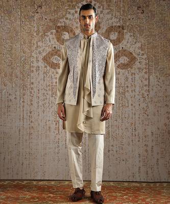 Champagne embroidered raw silk kurta bundi set 2