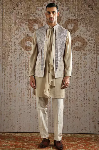 Champagne embroidered raw silk kurta bundi set
