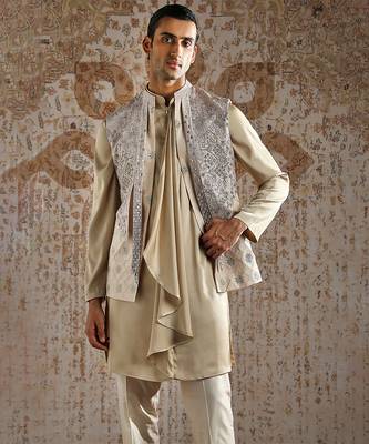 Champagne embroidered raw silk kurta bundi set 3