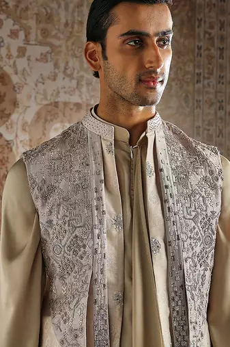 Champagne embroidered raw silk kurta bundi set