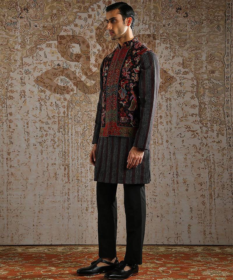 Black embroidered pashmina kurta bundi set