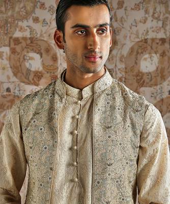 Gold chanderi silk kurta bundi set 3