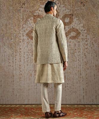 Gold chanderi silk kurta bundi set 4