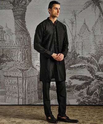 Black embroidered raw silk kurta bundi set 5