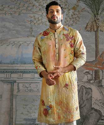 Yellow printed chanderi silk kurta set 3
