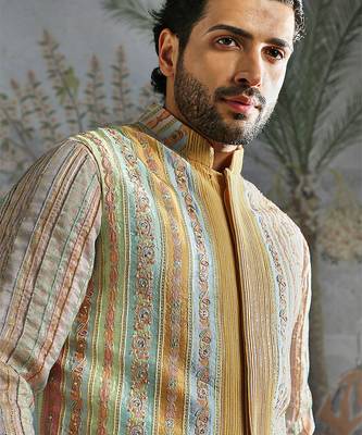 Beige embroidered silk kurta bundi set 4