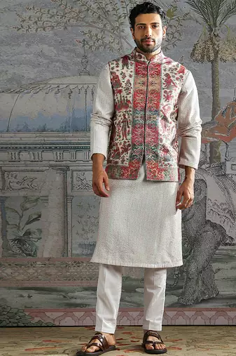 Multicolor printed pashmina kurta bundi set