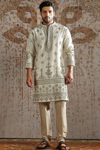 Ivory embroidered chanderi silk kurta set