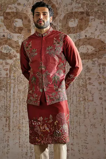 maroon embroidered tussar kurta bundi set for men