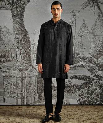 men's black embroidered chanderi silk kurta set 1