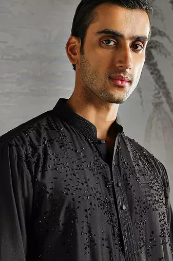 men's black embroidered chanderi silk kurta set