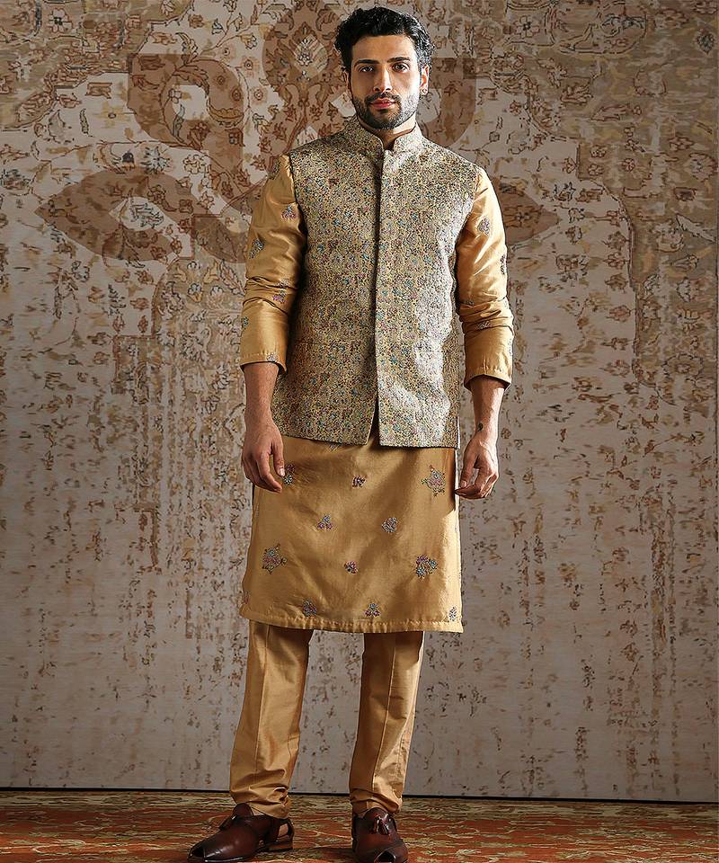 Gold woven silk kurta bundi set
