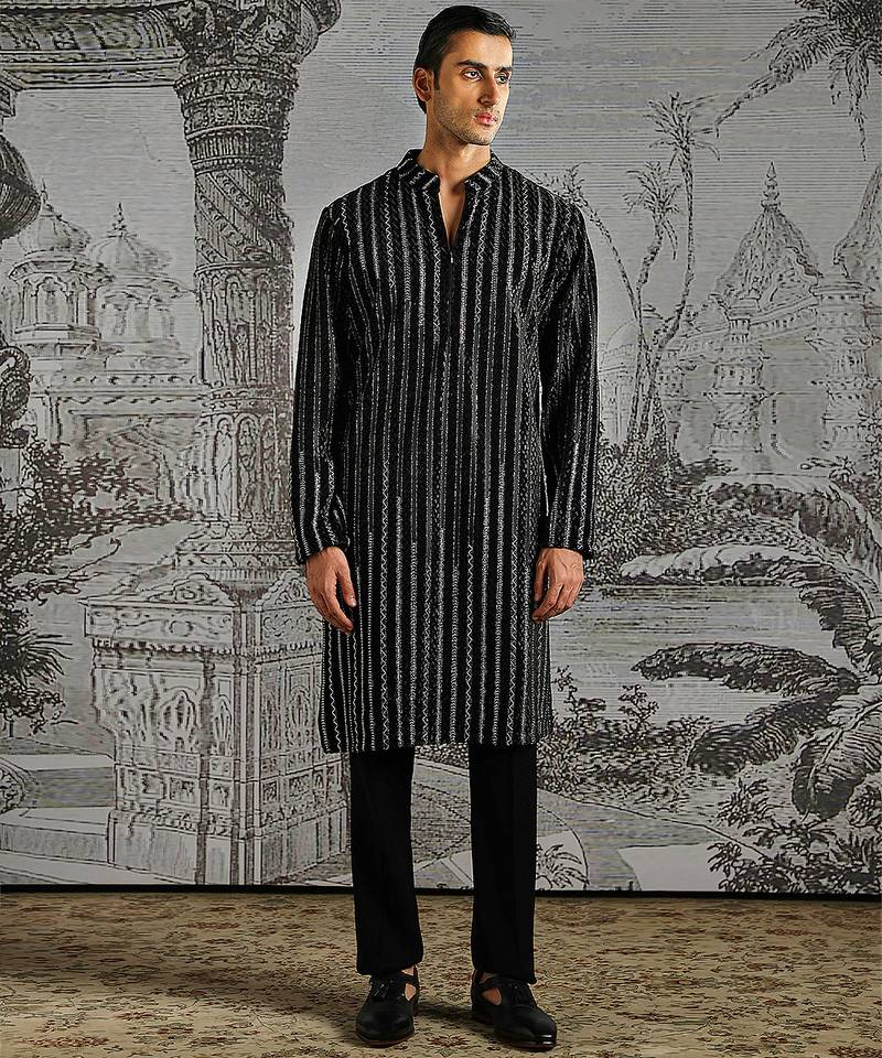 Black embroidered velvet kurta set