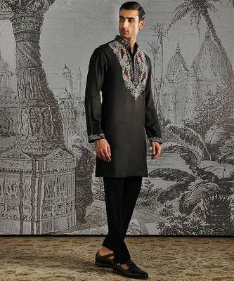 black work chanderi silk kurta set for men 2