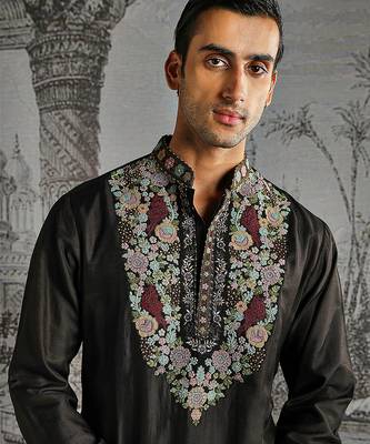 black work chanderi silk kurta set for men 4