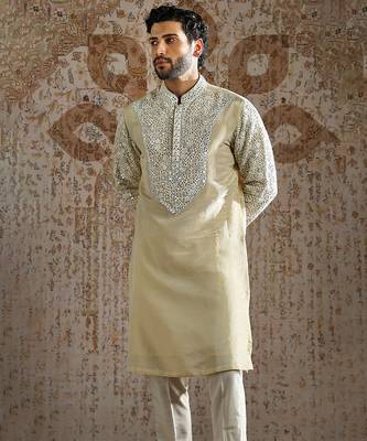Gold embroidered tissue kurta set 5