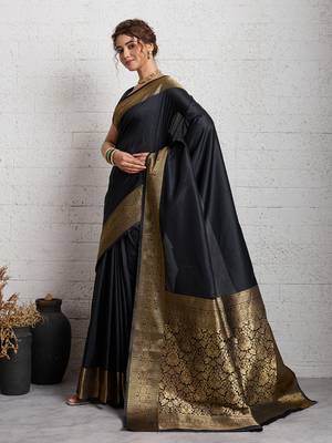 Sea green zari woven silk blend banarasi saree with blouse 4