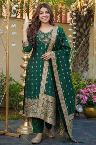 Women's green art silk printed straight kurta pant set with dupatta
