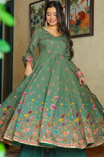 Women's green muslin floral printed anarkali style kurta set with dupatta
