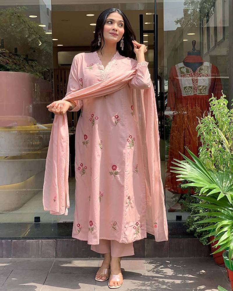Women's peach embroidered chanderi straight kurta pant set with dupatta
