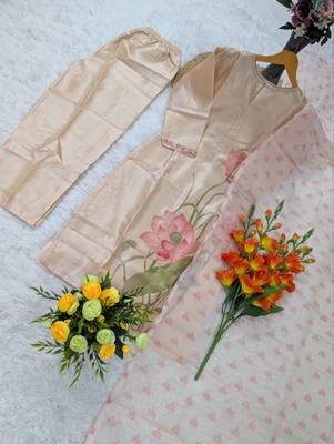 assam silk blend floral printed straight kurta pant set with dupatta 3
