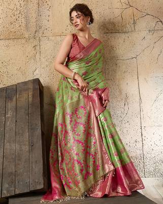green silk blend saree with rich zari woven border with blouse piece 4