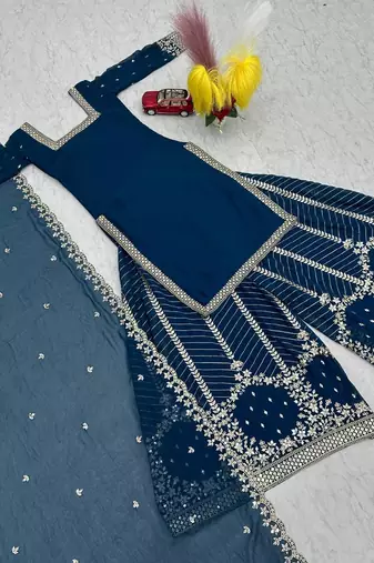 Womens new heavy fox georgette fabric with heavy embroidery wrok kurta set