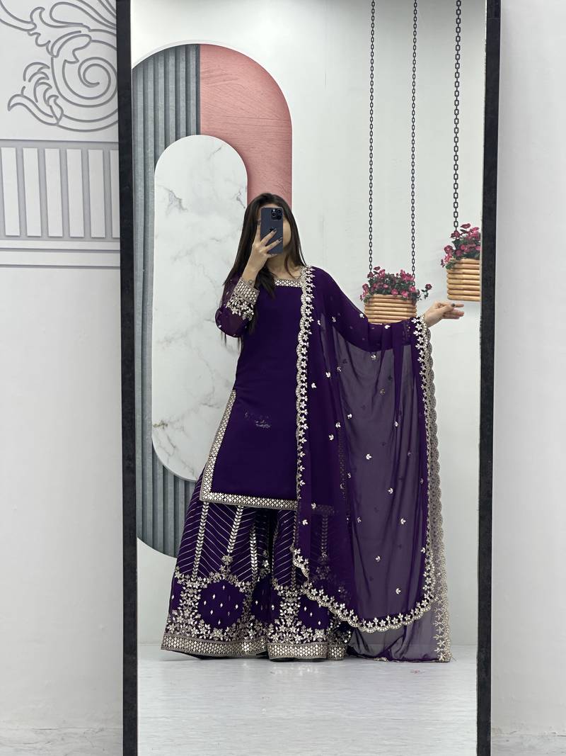 Womens new  heavy fox georgette fabric with heavy embroidery wrok kurta set