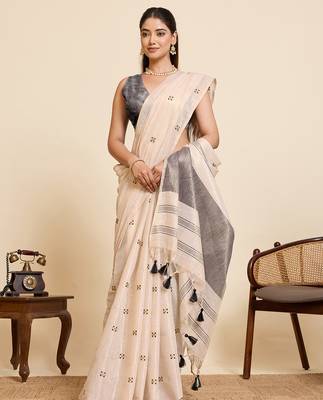  grey linen blend saree with blouse piece 4