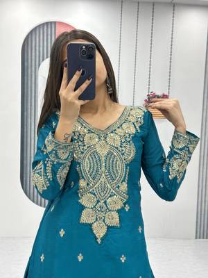 Womens wedding wear heavy embroidery thread work kurta set 2