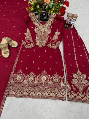 Womens wedding wear heavy embroidery thread work kurta set 4