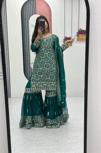 Womens new  heavy fox georgette fabric with heavy embroidery wrok kurta set