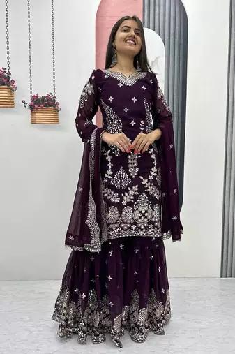 Womens new heavy fox georgette fabric with heavy embroidery wrok kurta set