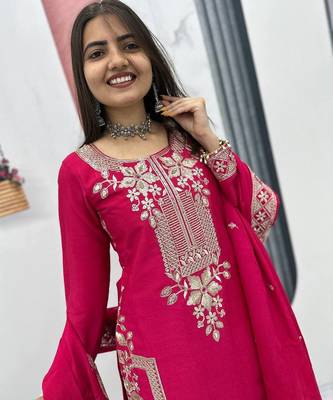 Womens wedding wear heavy embroidery thread work kurta set 2