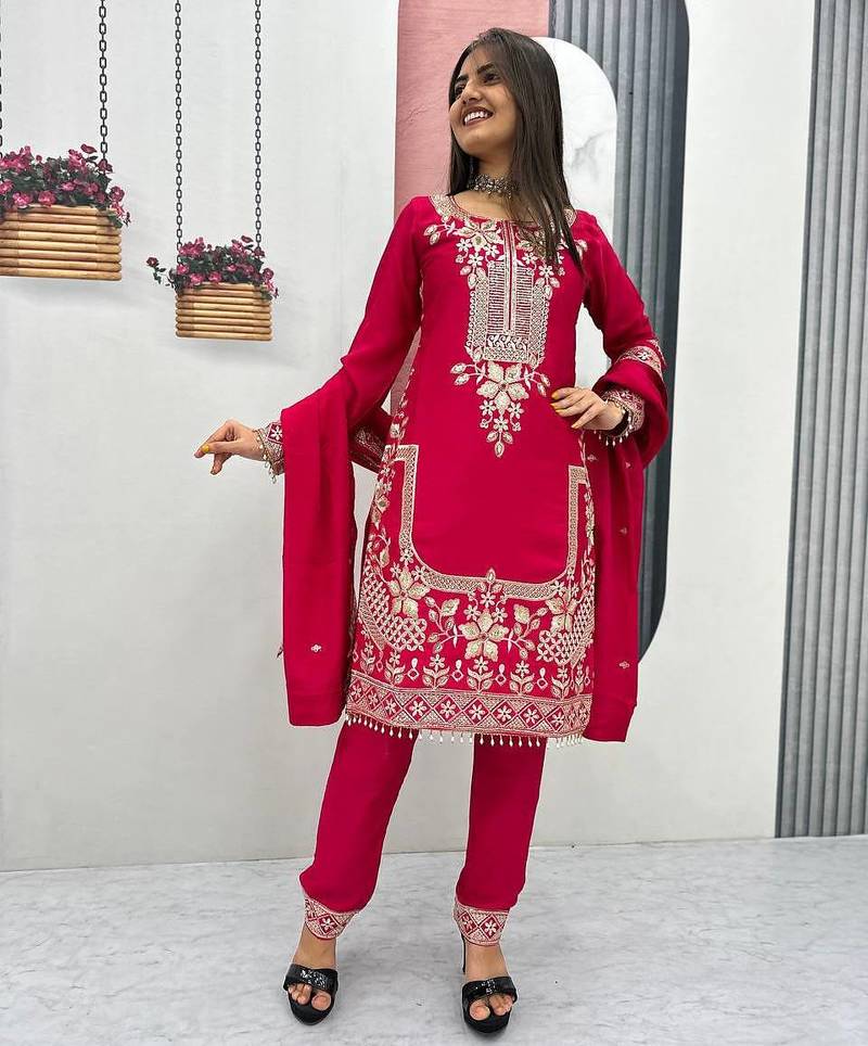 Womens new  wedding wear heavy embroidery thread work kurta set