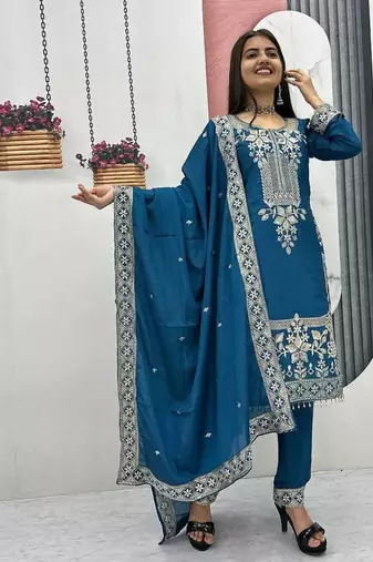 Womens new wedding wear heavy embroidery thread work kurta set