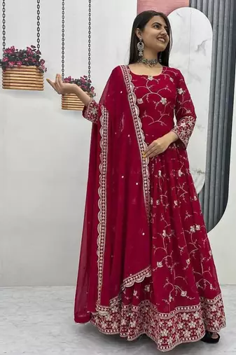 Womens heavy fox georgette fabric with heavy embroidery wrok kurta set