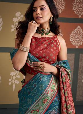 Teal patola silk blend party wear saree 3