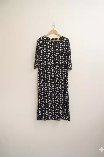 Ftdiva women's polka dots printed straight kurti in black