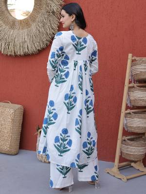 Beautiful Sky Blue Floral Printed Cotton Daily Wear Kurti With Pant 4